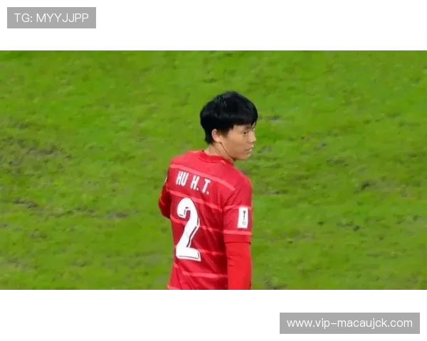 成都蓉城变阵四后卫未达效果 定位球防守失误酿败局