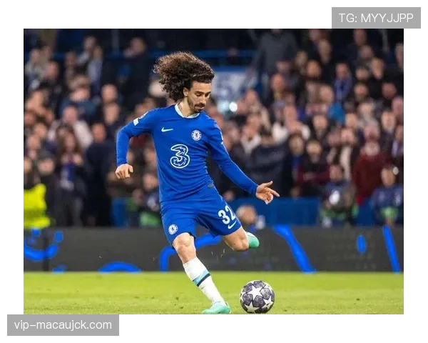 切尔西库库雷利亚与古斯托边路攻防失衡，宽度利用不足